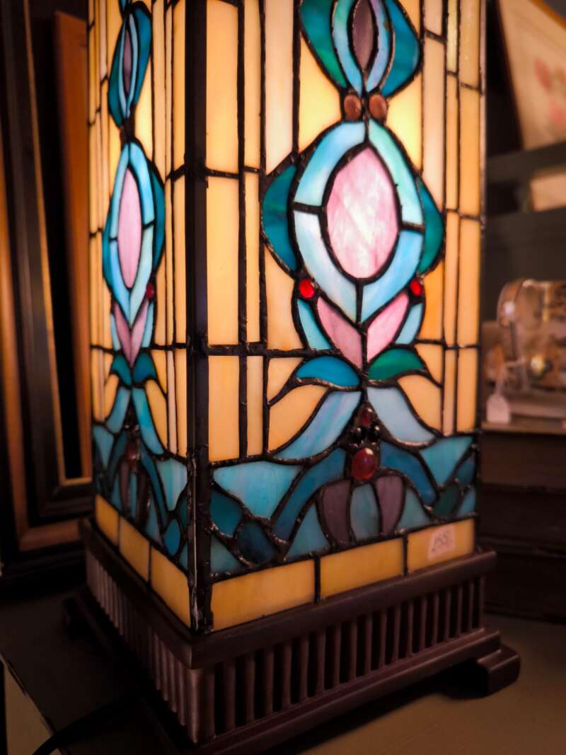 Tiffany Inspired Lamp - Afbeelding 3